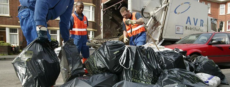 Afval overlast door stakingen | Rolcontainerhuren.nl